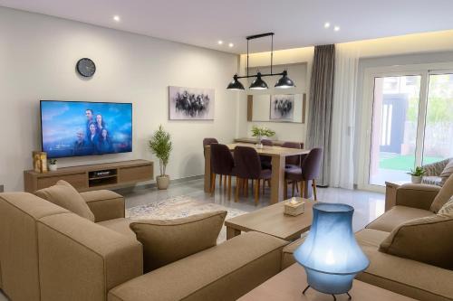 6th of October City Apartment | شقة فاخرة 3 غرف نوم و حديقة خاصة في الشيخ زايد - Zayed Suites A