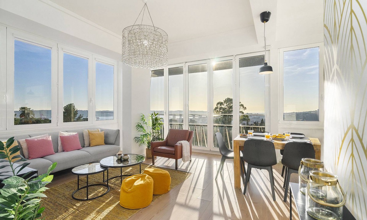 Lisbon Old Town Apartment | 270 Panoramic View Premium Apartment