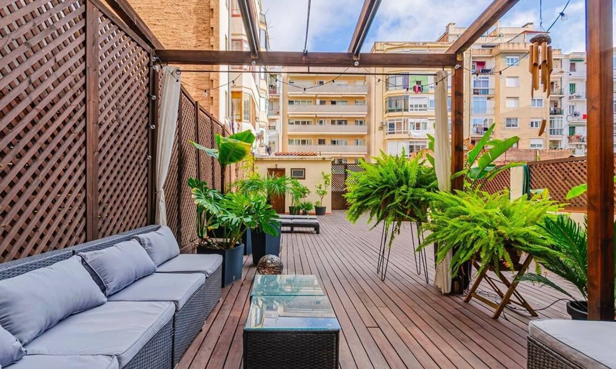 el Camp d'en Grassot i Gracia Nova Apartment | 3BR Apartment w/100m² Private Terrace – Eixample