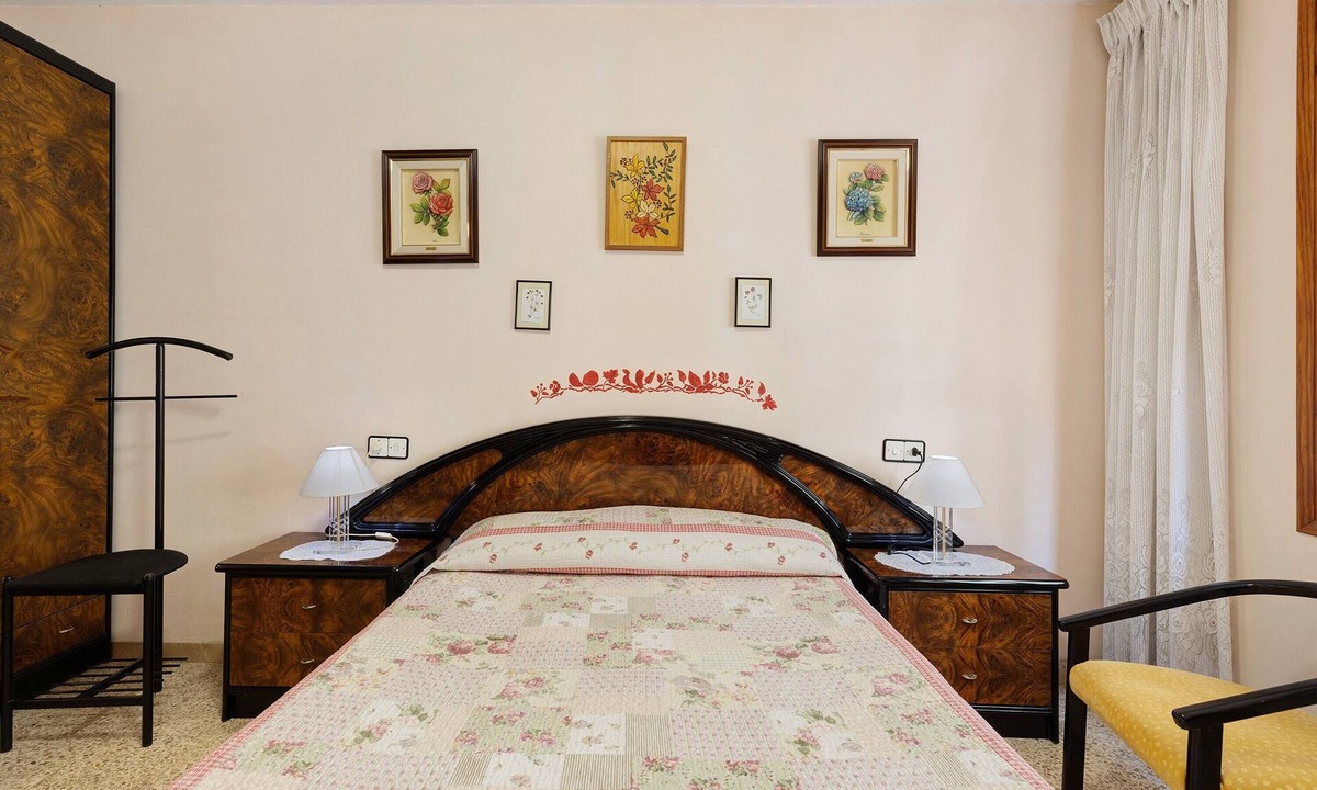 Cornudella de Montsant Apartment | Apartment 'Can Molone' with Wi-Fi