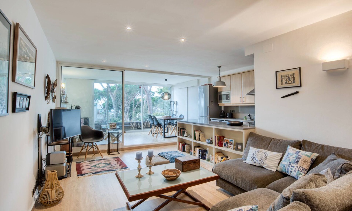 Platja d'Aro Apartment | APARTMENT FOR 4 PEOPLE NEAR THE BEACH WITH SUMMER LIVINGROOM