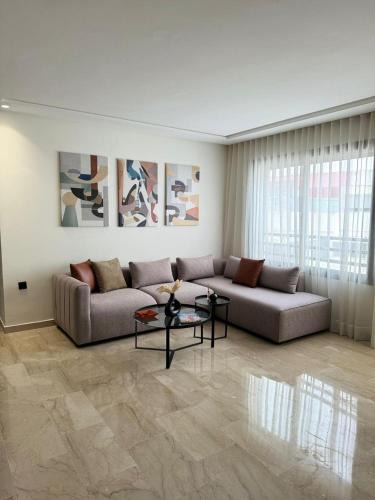 RACINE EXTENSION Apartment | APPARTEMENT LUXUEUX 26 neuf avec terasse