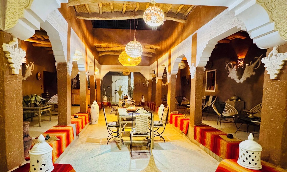 Tarmigt House | Authentic Room in a Traditional Moroccan Riad.