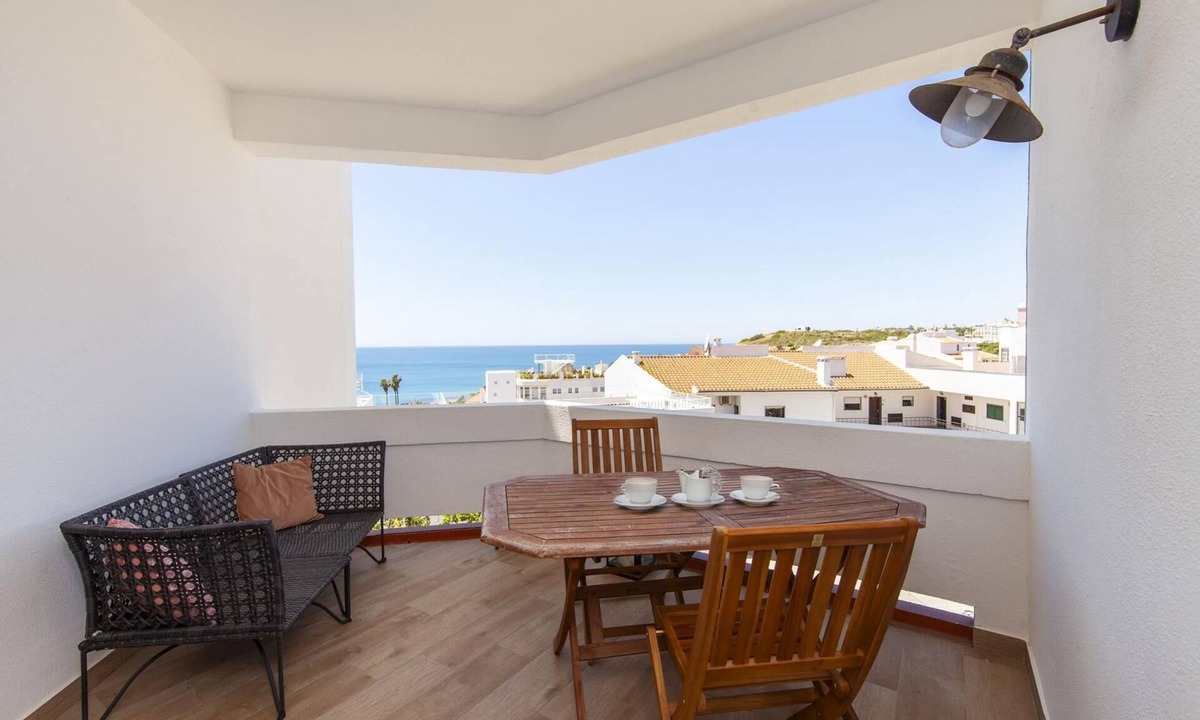 Espiche Apartment | B69 - Village of Luz Apartment