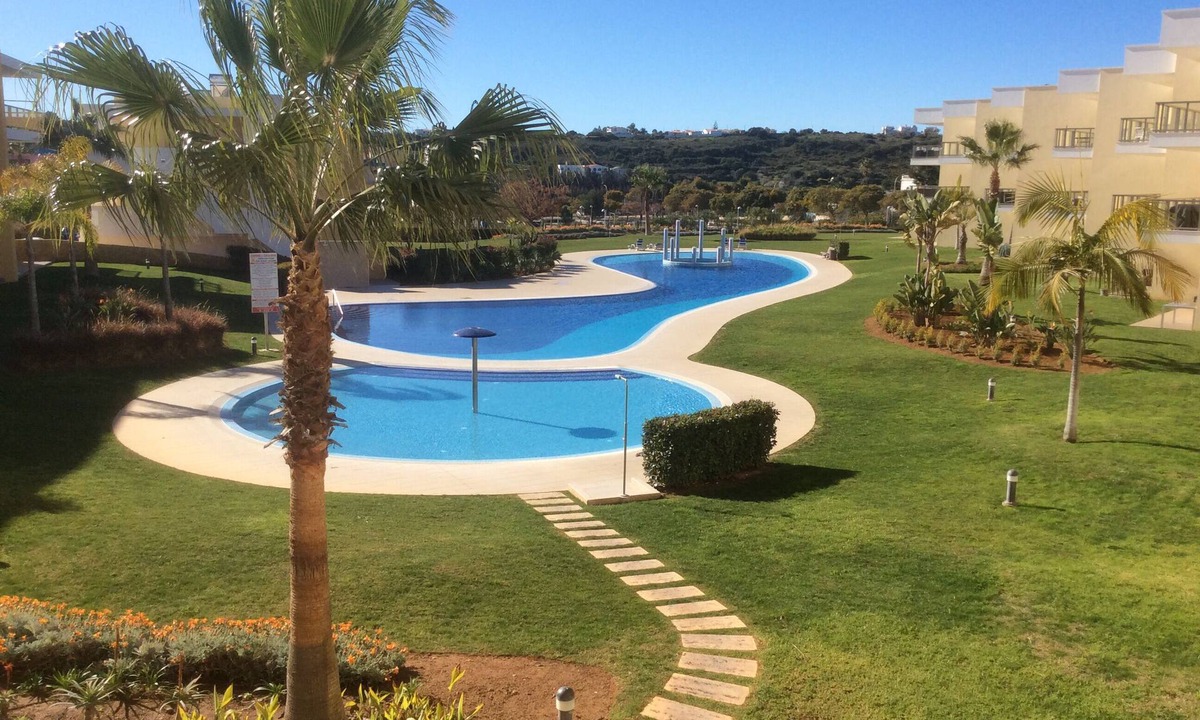 Albufeira Apartment | Beautiful new two bedroom apartment in Albufeira, Algarve
