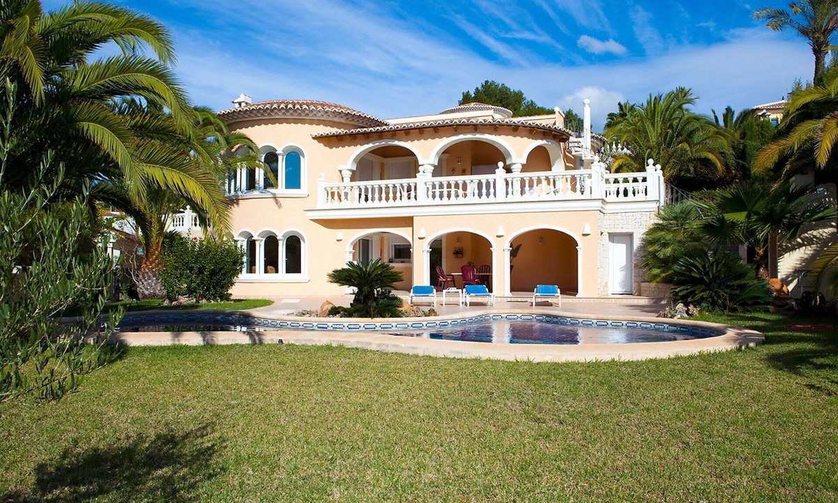 Fanadix House | Beautiful private villa for 4 people with private pool, WIFI, A/C, TV, patio and pets allowed