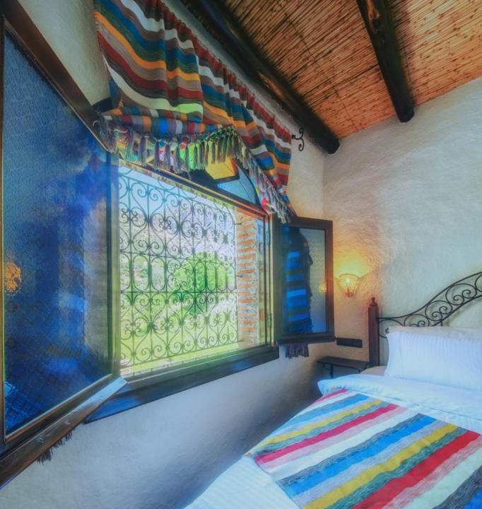 Bab Taza House | blue moon