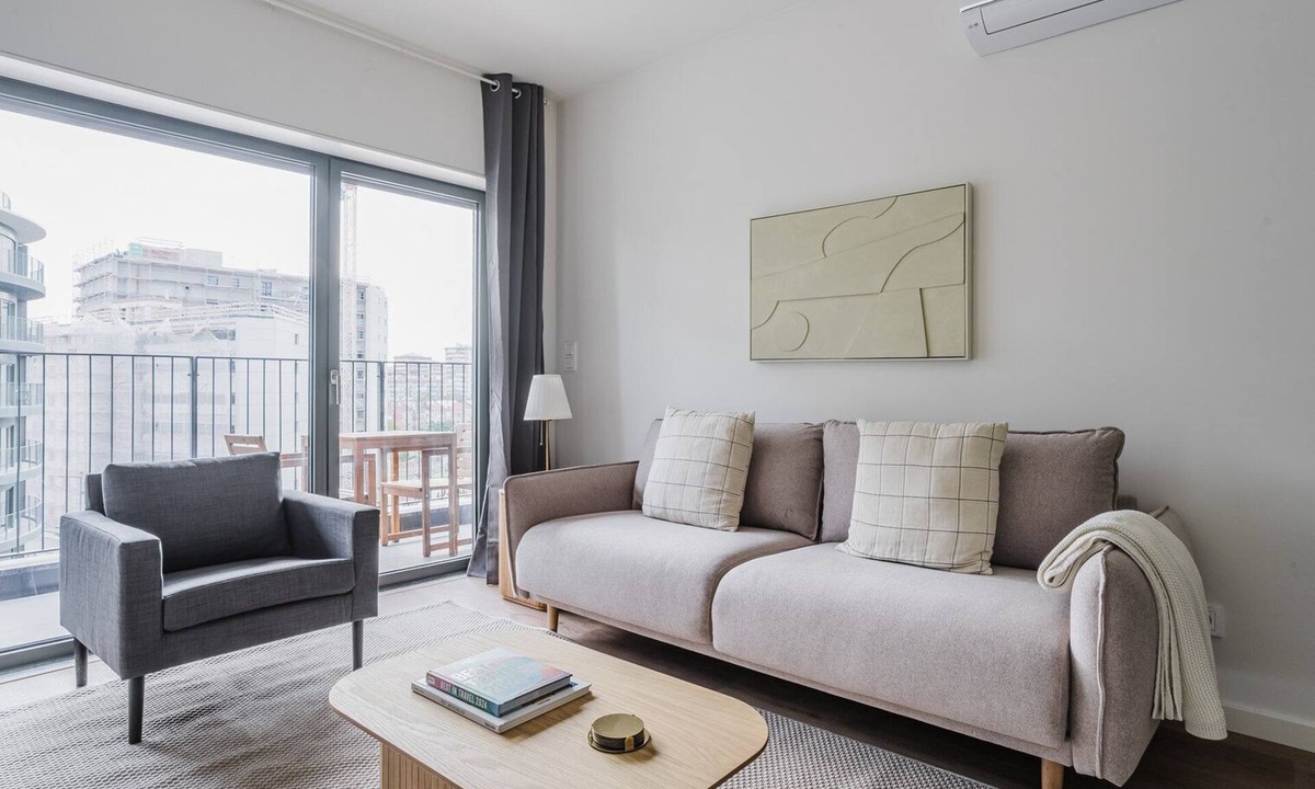 Lumiar Apartment | Blueground | Paço do Lumiar 2bd apartment