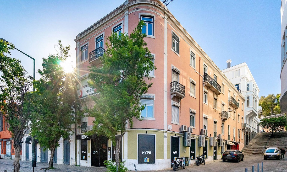 Santos House | Brand new luxury apartment riverside