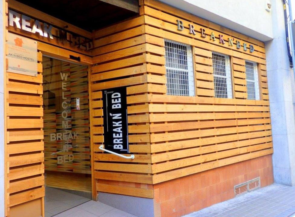 El Poble-sec Hostel | Break N Bed