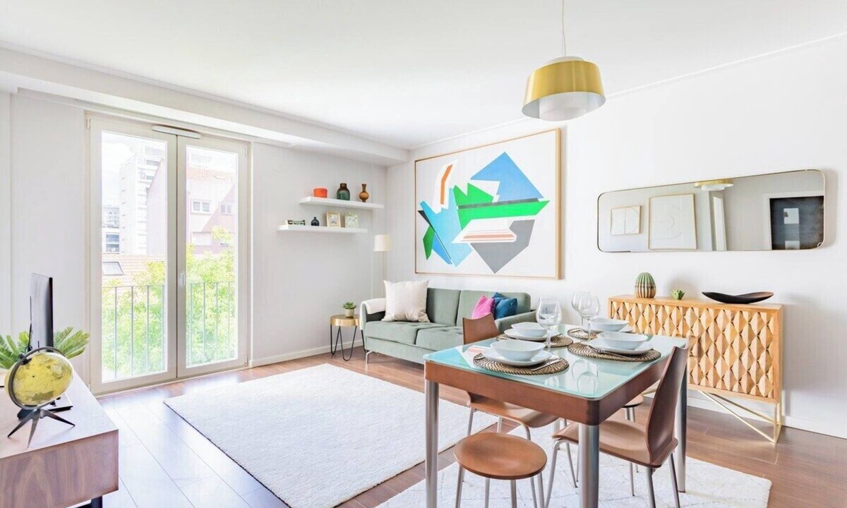 Santa Isabel Apartment | Campo de Ourique Deluxe Mid-Term Stays II