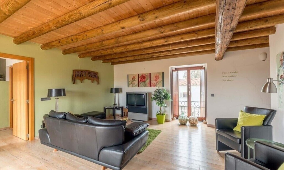 Santiago Maior House | Casa Grande, spacious, stylish two bedroom Casa, close to Castelo de Vide