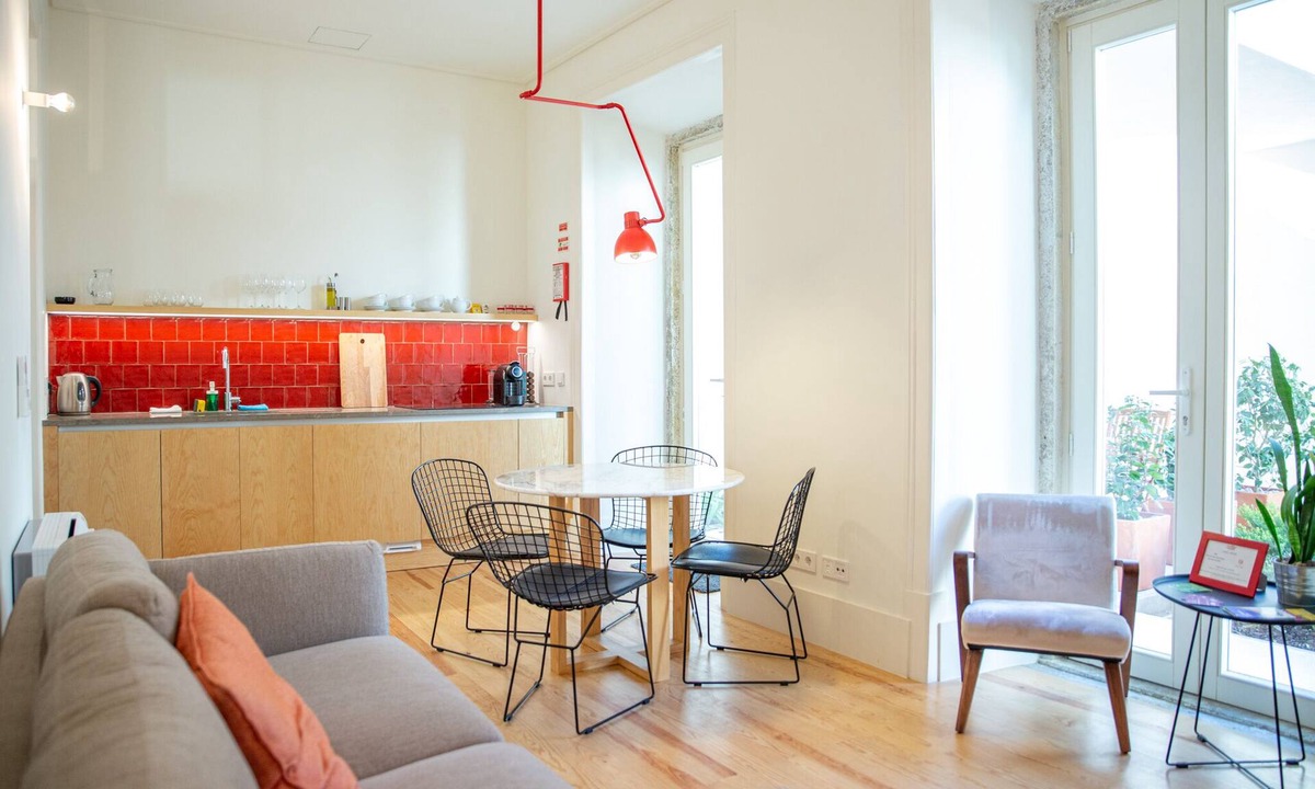 Cacilhas Apartment | Casa René, Lisbon's Hidden Gem