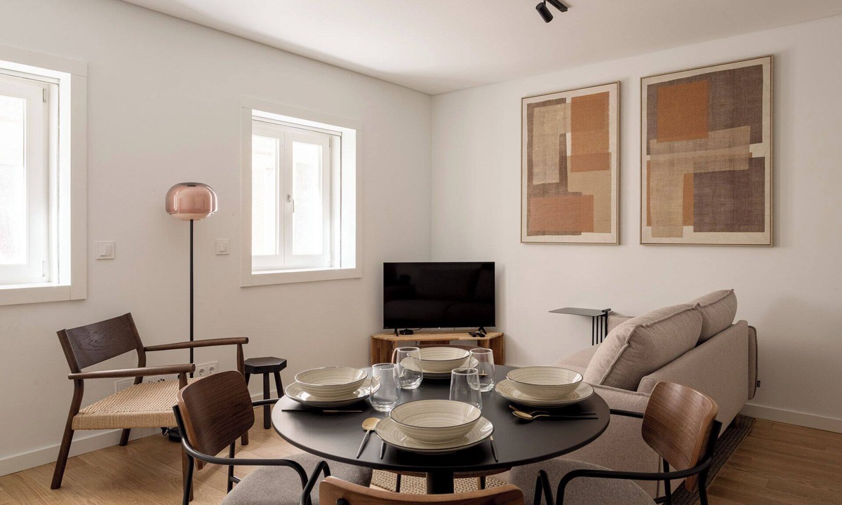 Sao Bento Apartment | Charming 2BR with Private Patio in São Bento