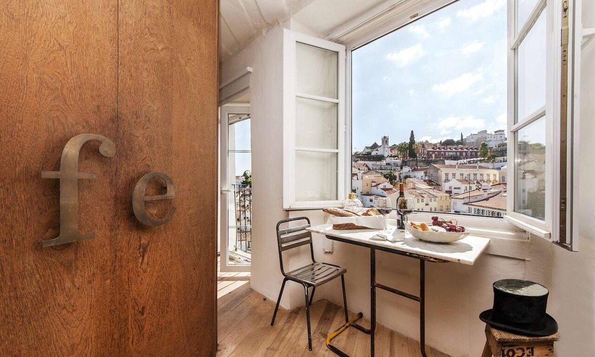 Santo Estevao Apartment | Cheese&Wine™ | Alfama - Sto. Estevão Viewpoint 1