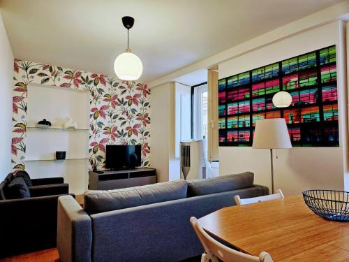 Sacramento Apartment | Contemporary Apartment Chiado