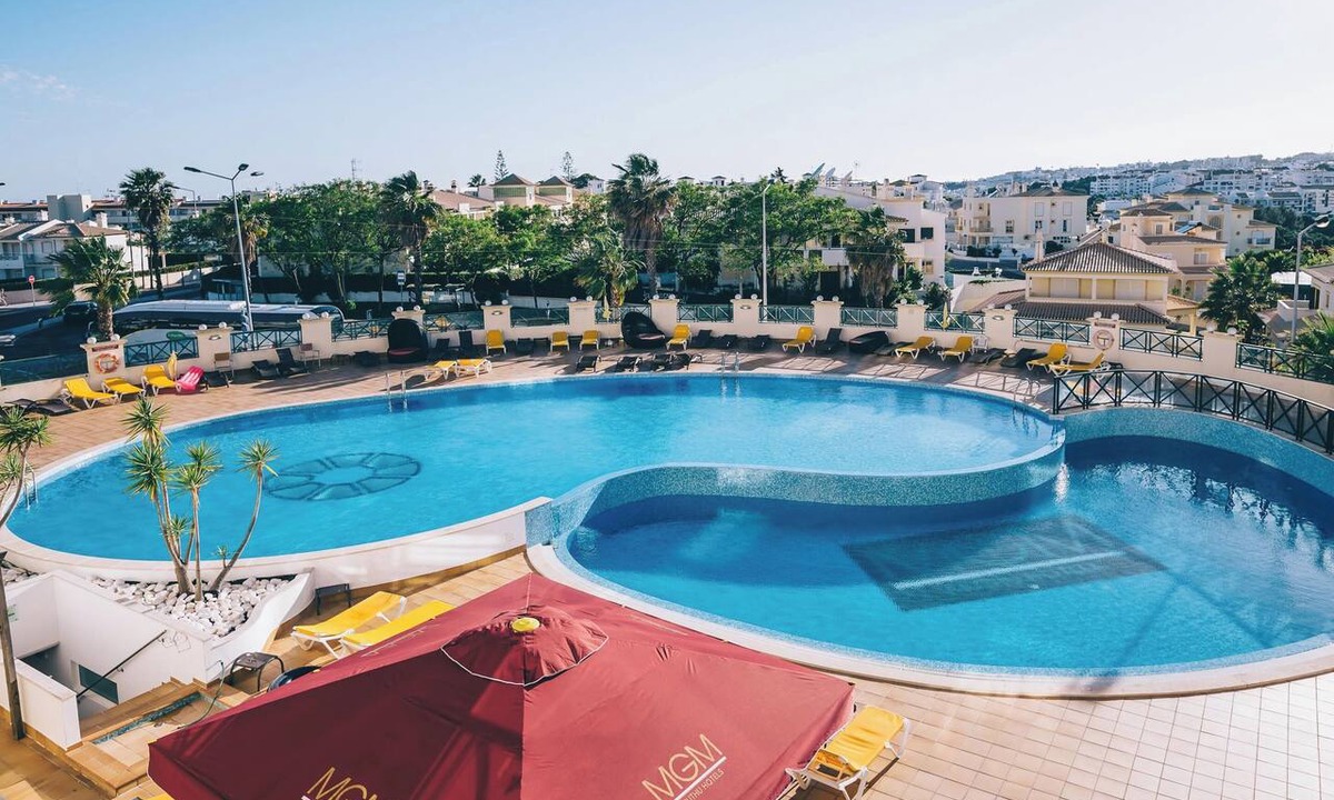 Areias de Sao Joao Hotel | Convenient Stay, Superb Location! Outdoor and Indoor Pool, Near Aveiros Beach!
