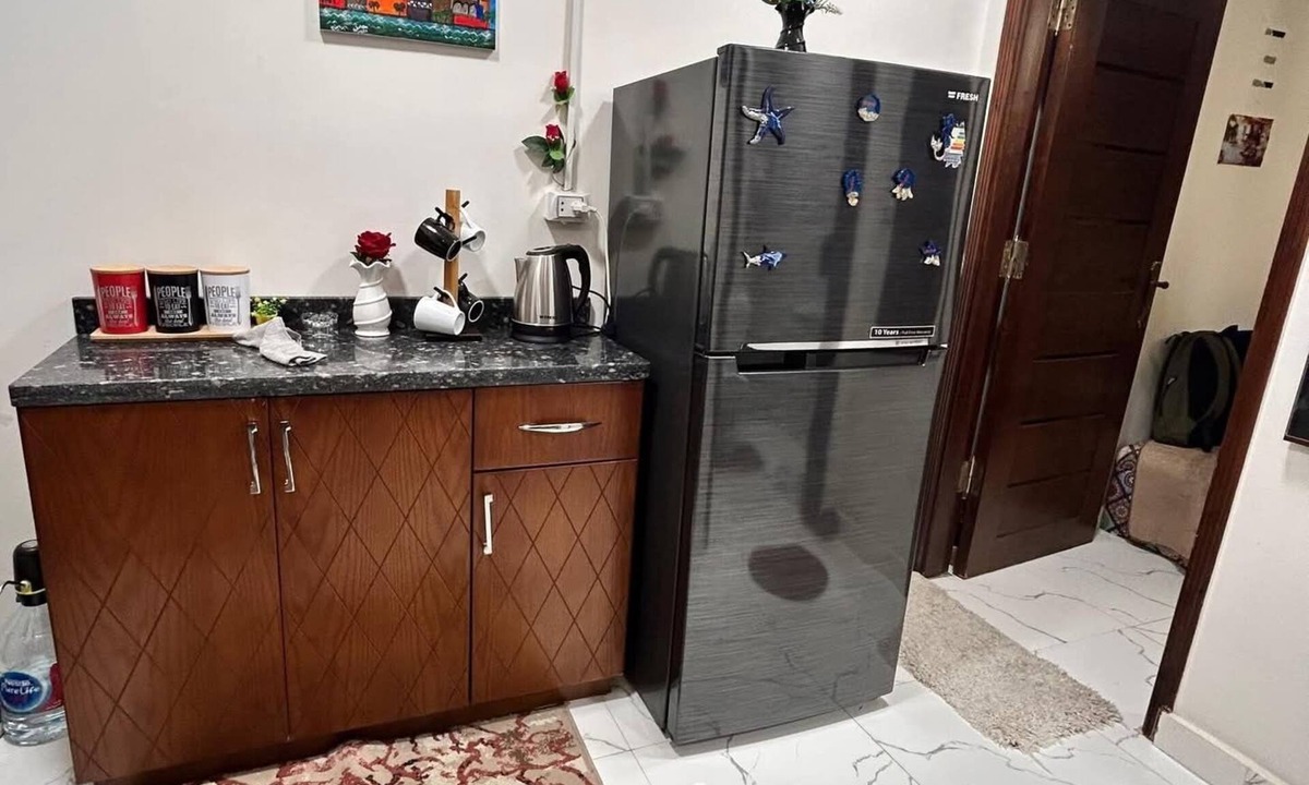 Sakkala Apartment | Cozy 1-bedroom apartment in peaceful Red Sea Governorate with AC