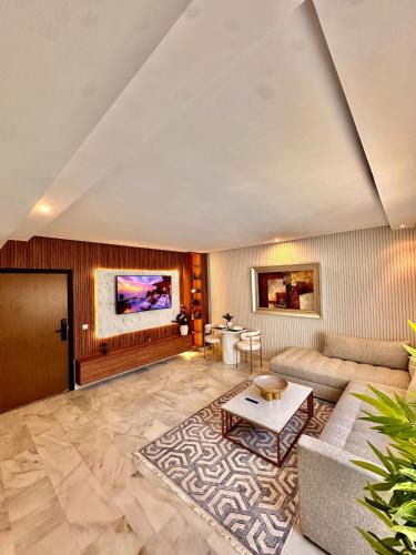 La Corniche Apartment | Cozy apartment near the sea