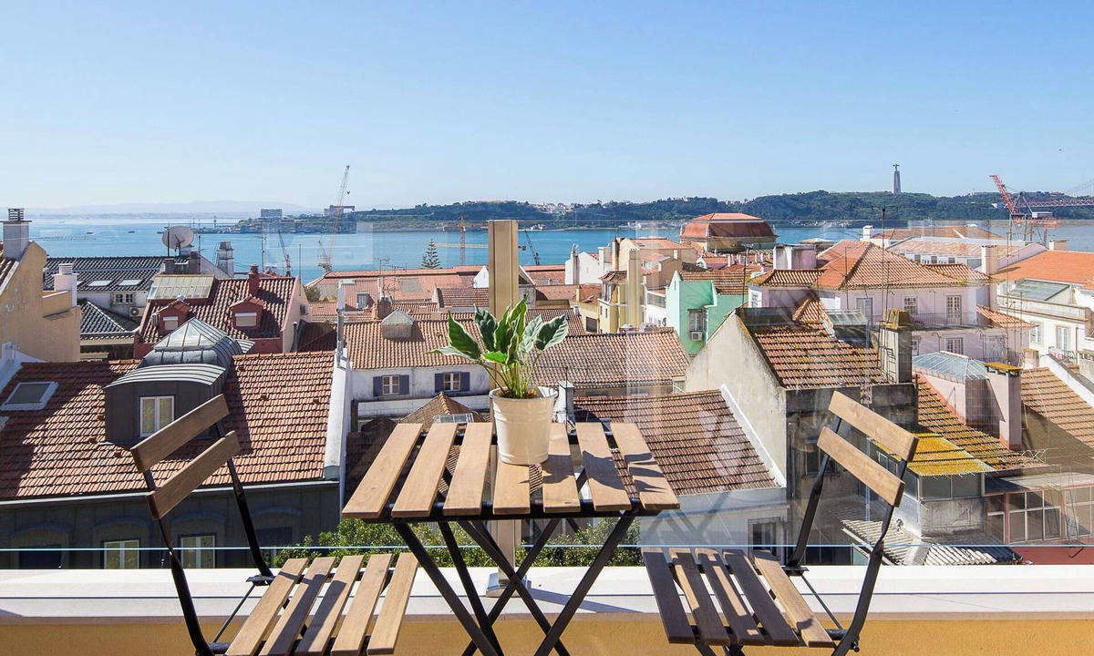 Lisbon Old Town Hotel | Designer Flats in Lapa