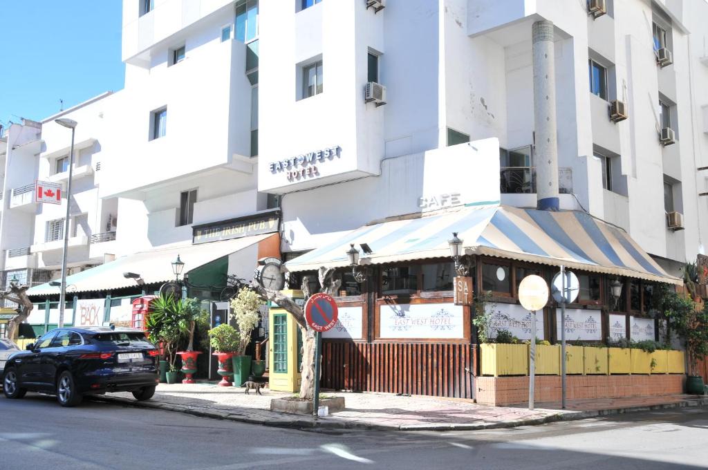Gauthier Hotel | EAST WEST HOTEL