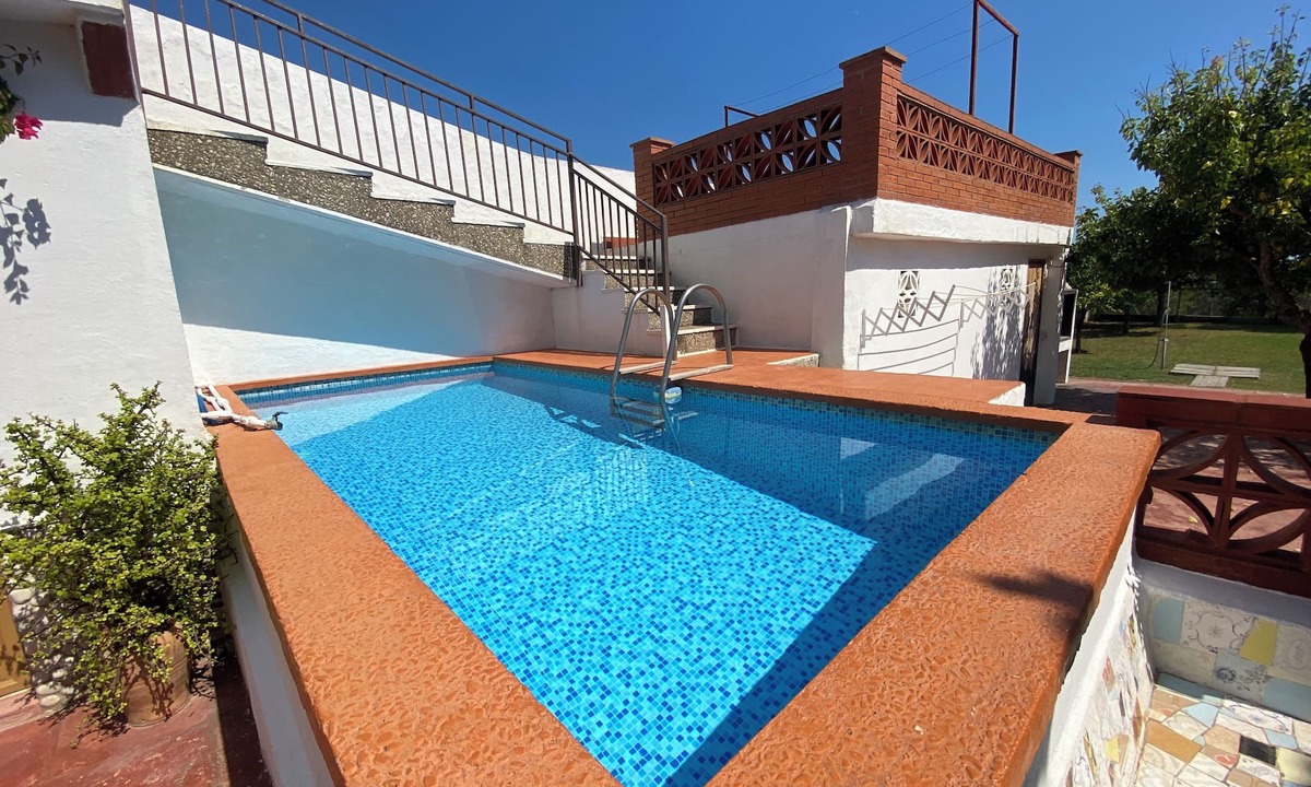 Vilanova I la Geltru House | El Garrofer Carob Holidays House HUTB-016544