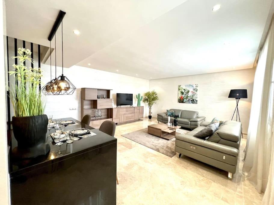 Casablanca Apartment | EMERAUDE PALACE 23 BIG DUPLEX 2 beds in the Heart