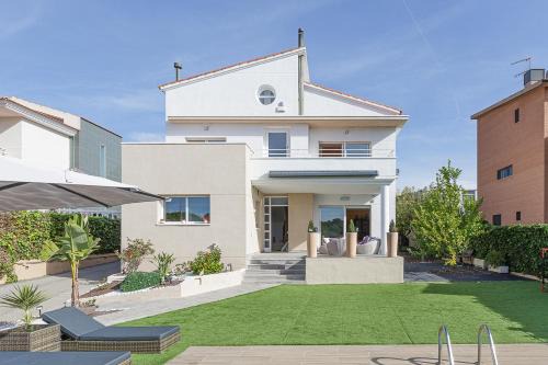 Vilanova I la Geltru House | Fantástica casa en alquiler con piscina en Vilanova i la Geltrú