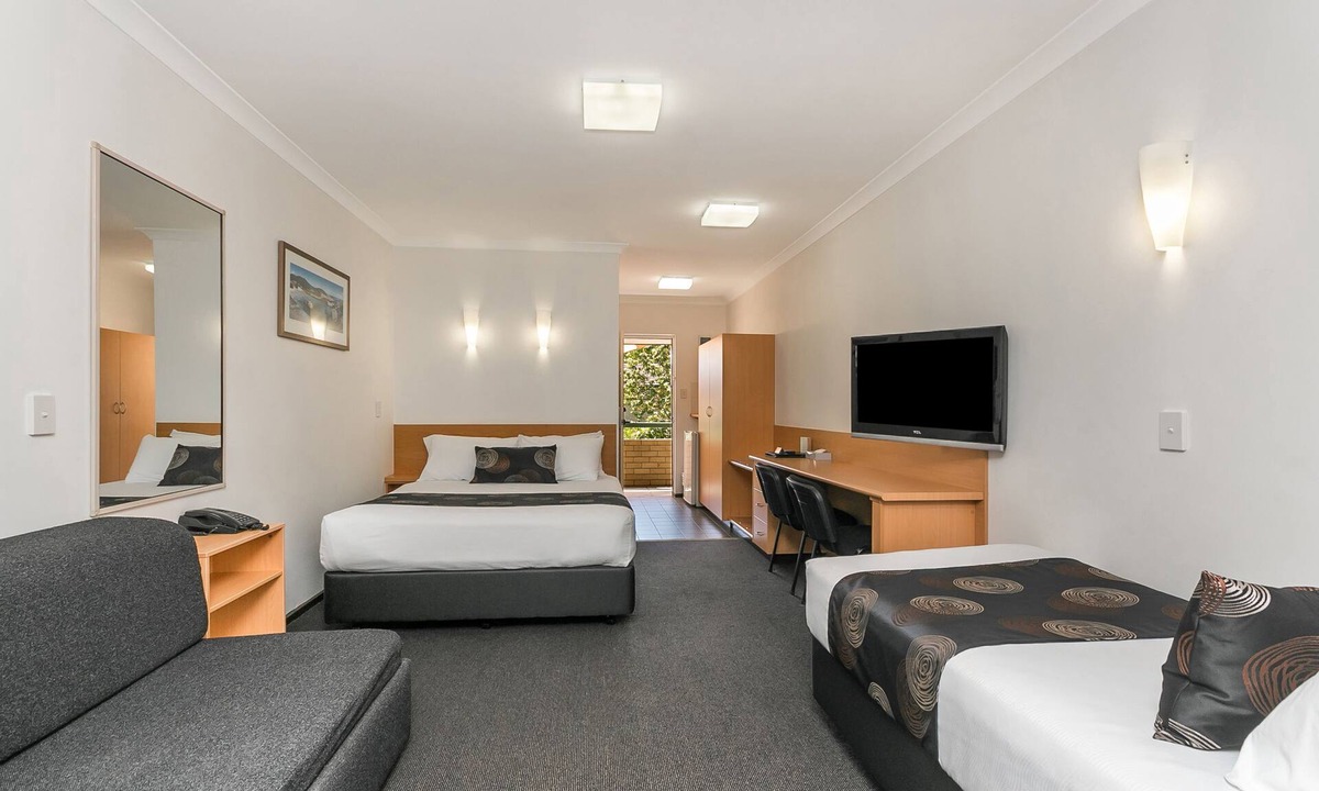 Rivervale Hotel | Flag Motor Lodge