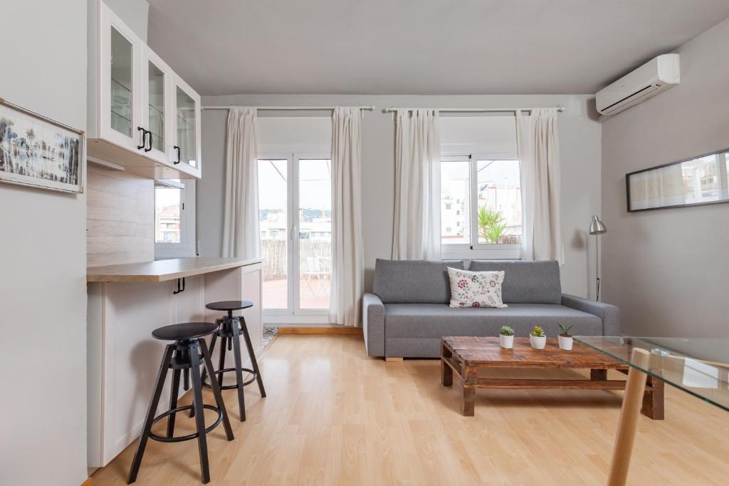Sants-Badal Apartment | Flateli Roger 16