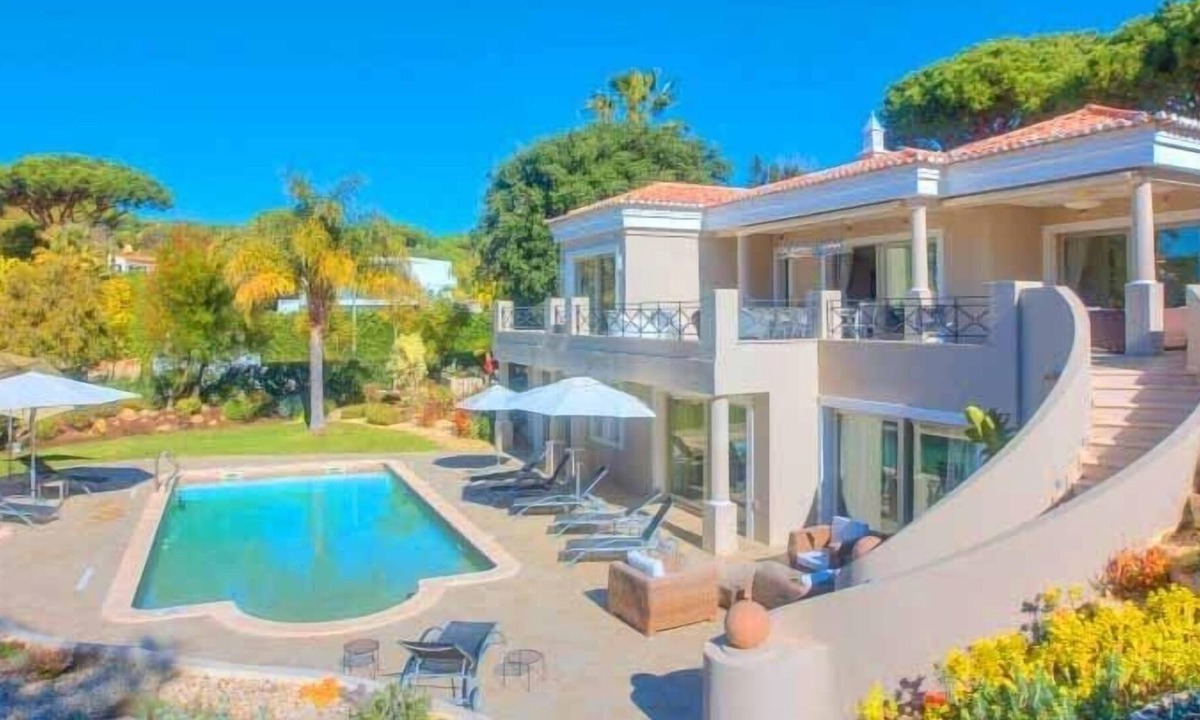 Vale do Lobo Villa | Four Bedroom Villa With Fenced Pool -G118 - Almancil, Algarve