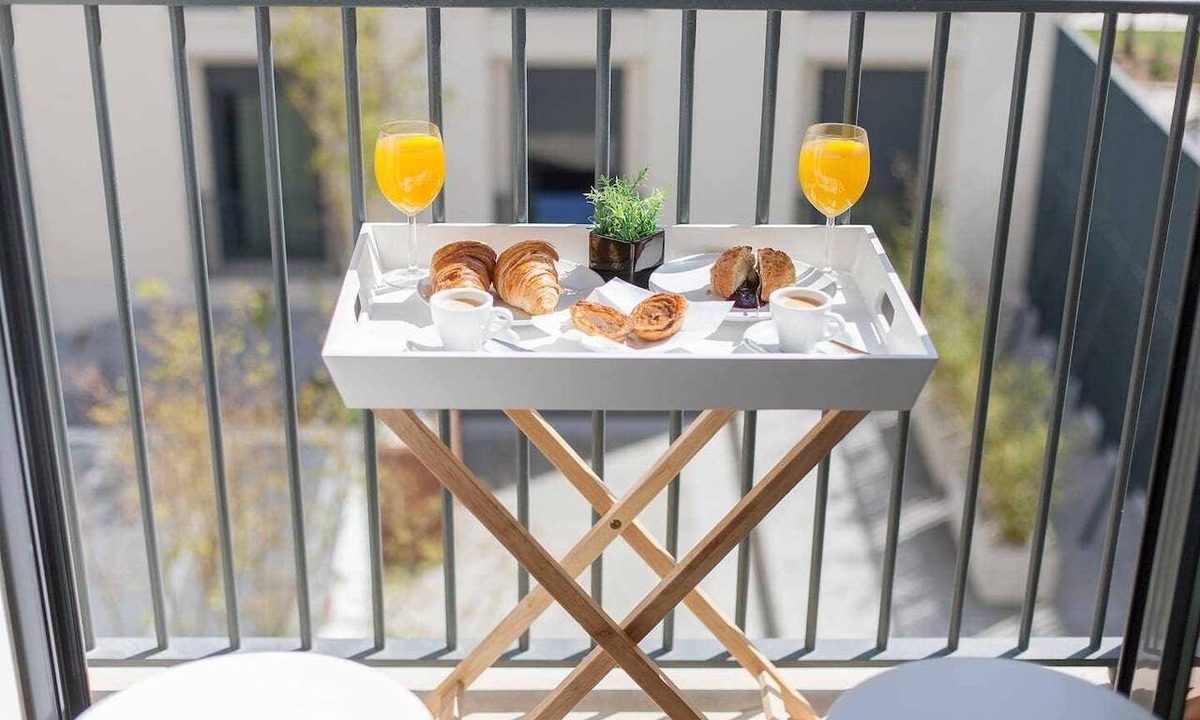 Mouraria Apartment | Great Location Castle Views And Parking