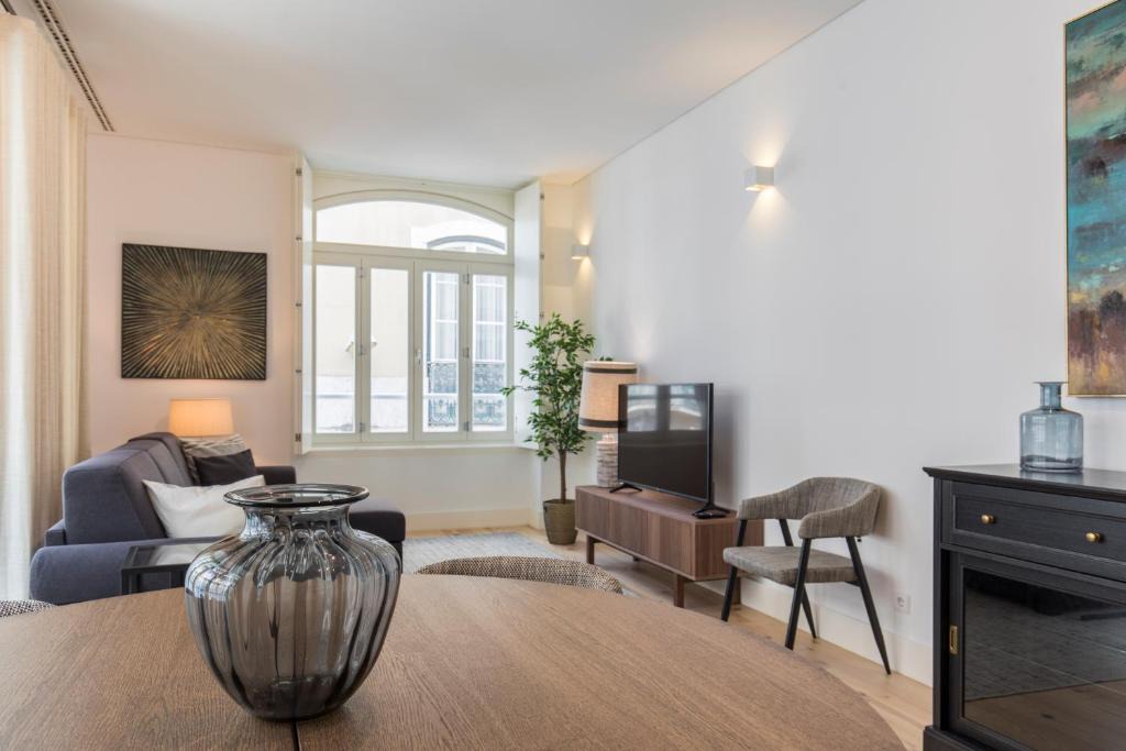 Sao Paulo Apartment | Hidden Oasis 2BDR Apartment by LovelyStay