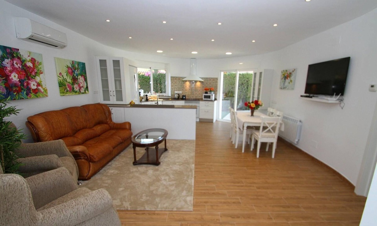 Miami Platja House | Holiday house Miami-Platja for 1 - 8 persons with 4 bedrooms - Holiday home