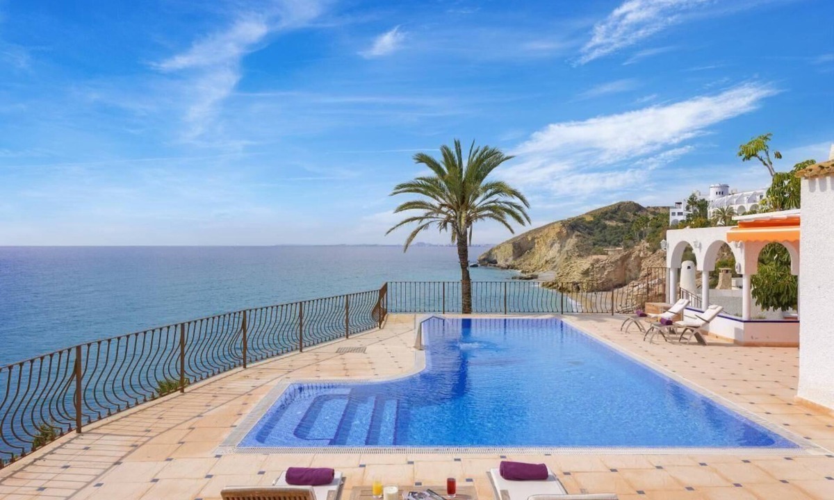 Villajoyosa House | Holiday house Villajoyosa for 1 - 6 persons with 3 bedrooms - Holiday home