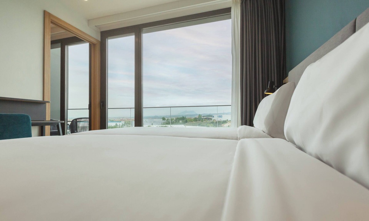 Sant Cugat del Valles Hotel | Holiday Inn Barcelona-Sant Cugat by IHG
