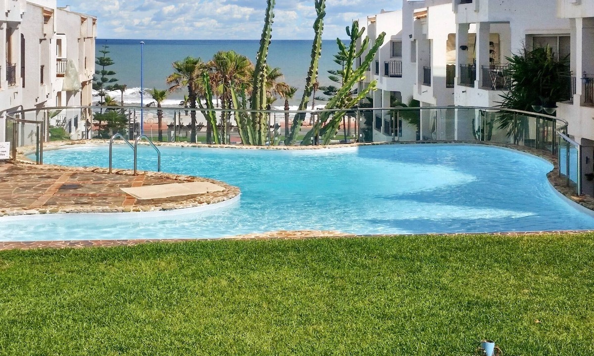 Tamariss Apartment | Homerez - Apartment with Pool in Tamaris