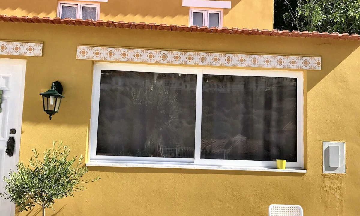 Triana House | Homerez - Comfortable house in Alenquer with modern amenities