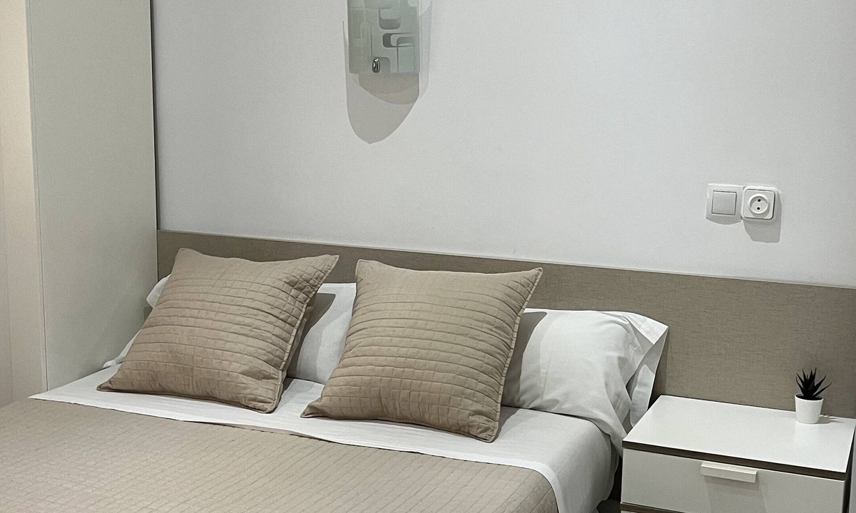 La Sagrada Familia Hostel | Hostal Ruta de Francia