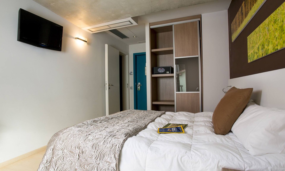 Campdevanol Hotel | Hotel La Sèquia Molinar