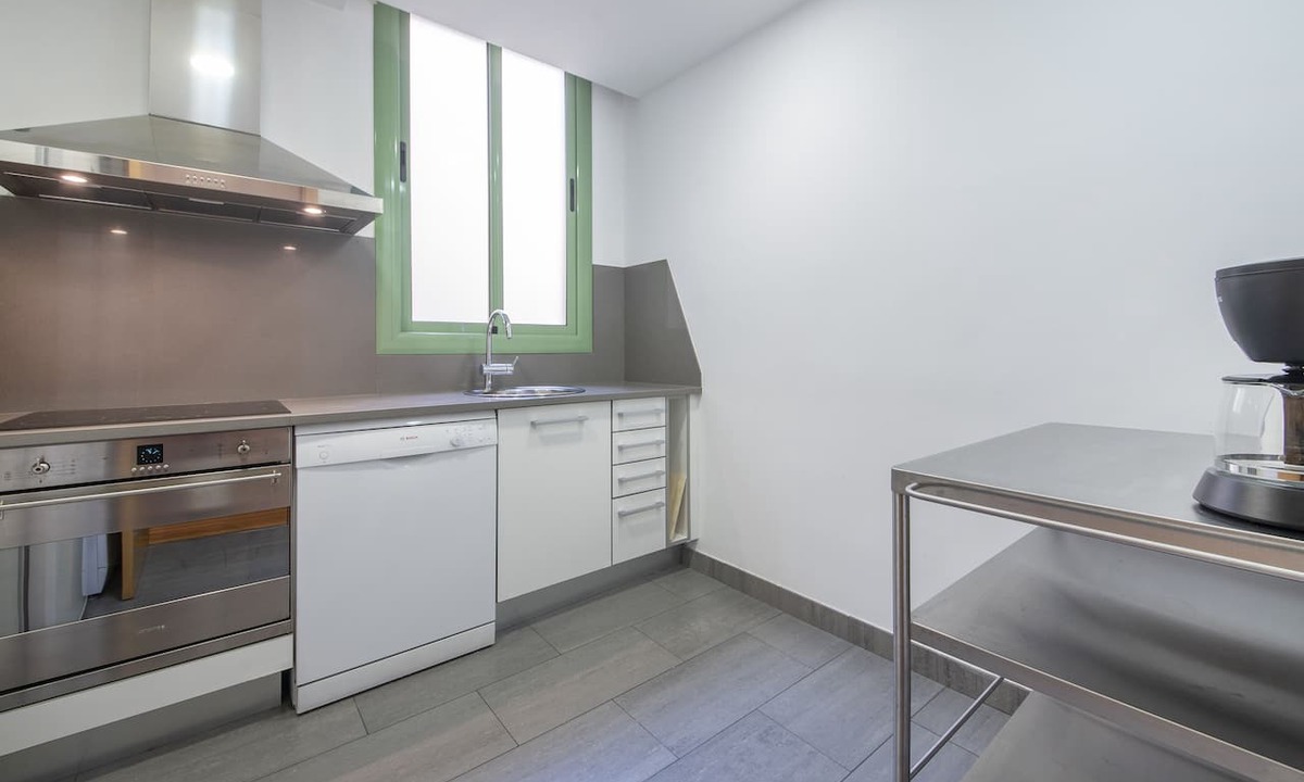 Eixample Apartment | INNER CITY CENTER ON PASEO DE GRACIA, luxurious & spacious, family & friends