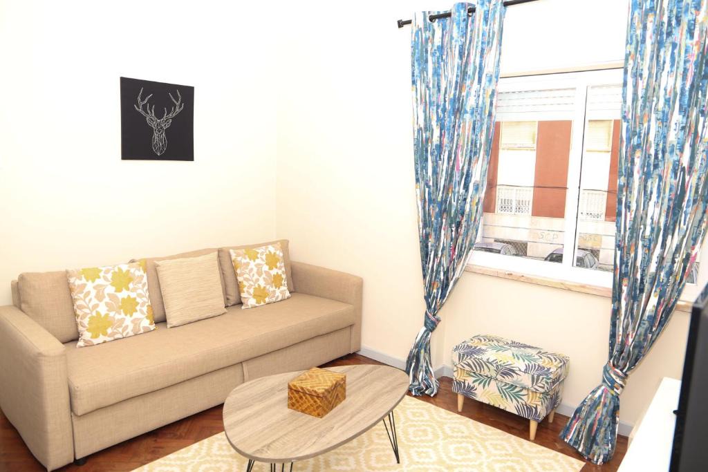 Paco De Arcos Apartment | Karioca Homes