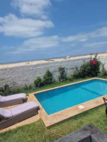 Sidi Rahal Villa | La petite villa avec piscine pieds dans l'eau