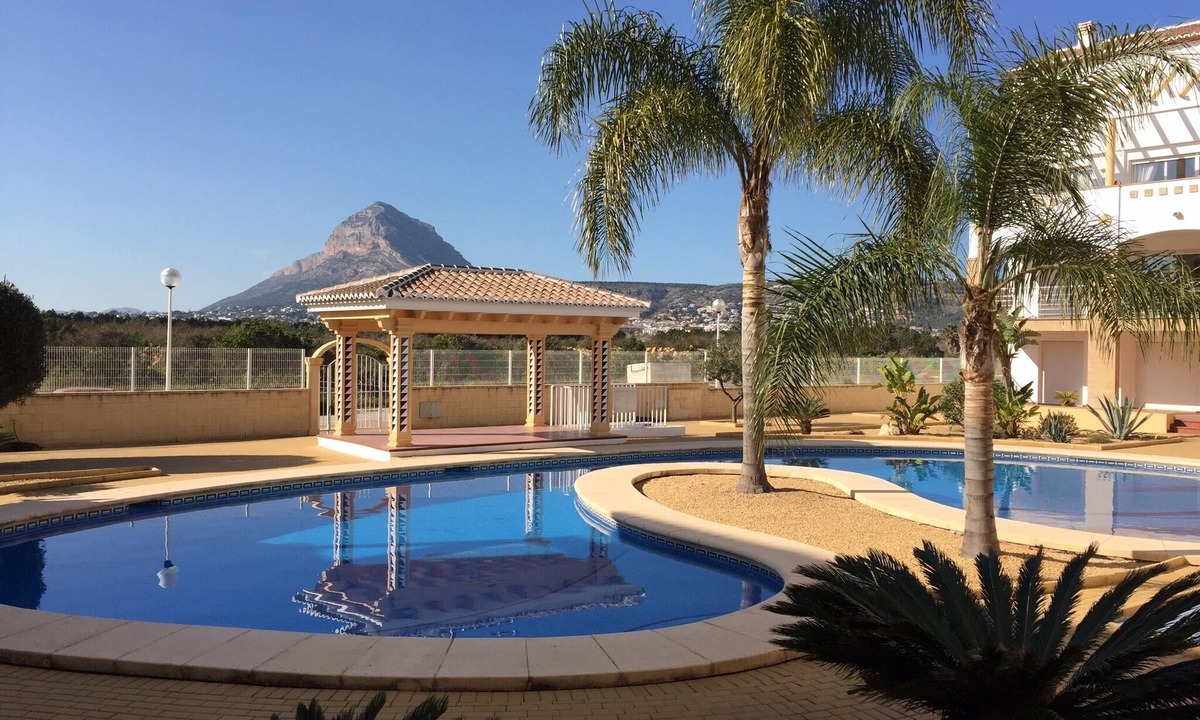 Platja de l'Arenal Apartment | Luxury Ground Floor apartment with a large Terrace, minutes walk from the Arenal