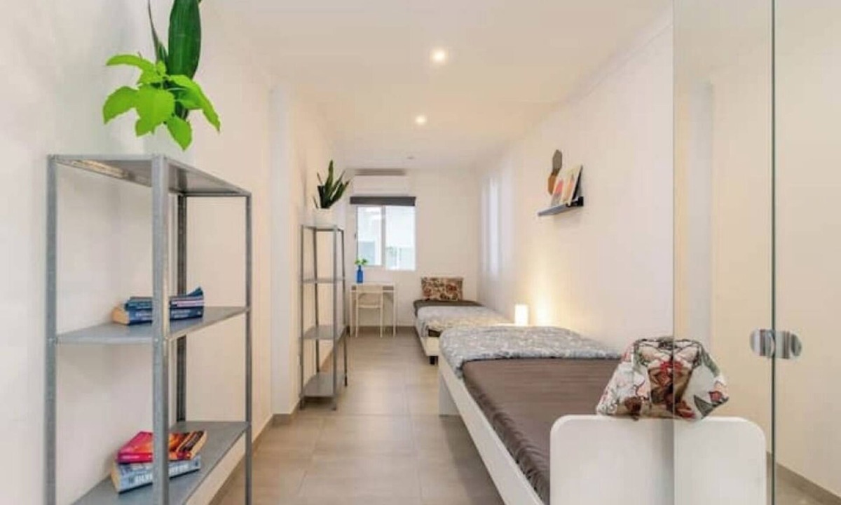 Costa de Caparica Apartment | Luxury private room near the beach