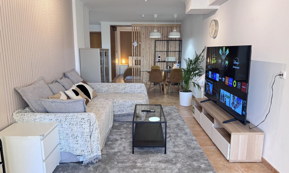 Sesimbra Apartment | Modern Sesimbra Oasis: 10min Walk to Beach, Garden BBQ & Free Parking Apartment