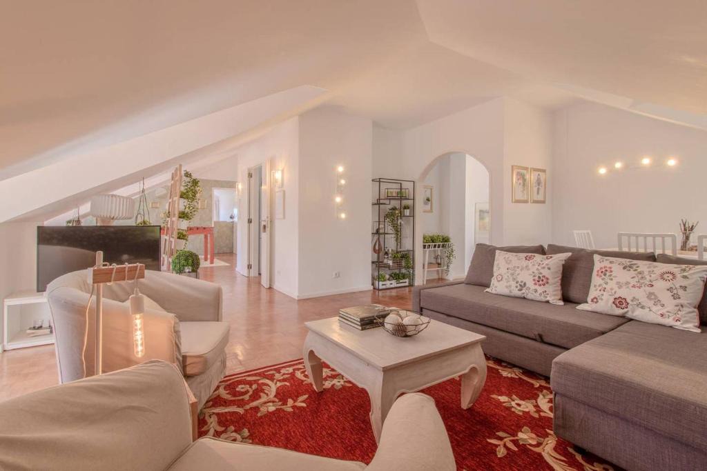 Bairro Alto Apartment | My Fair Lisbon - 3 Bedroom Loft Príncipe Real