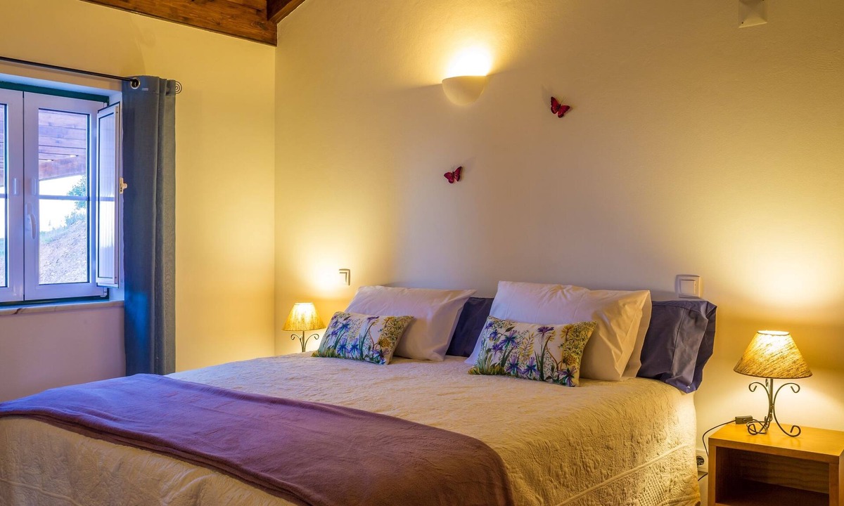 Barracao House | Nave Redonda do Cerro