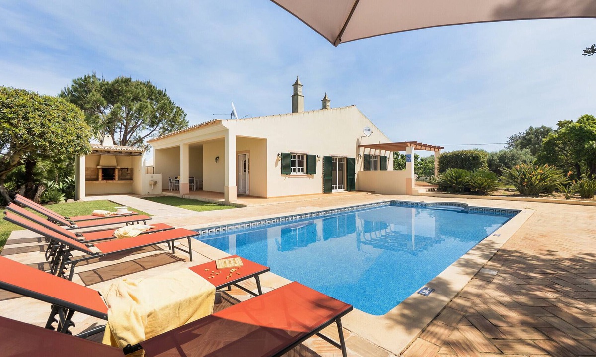 Albufeira Villa | NEW! Vila Grade | Private Villa with Pool | Family-Friendly Retreat near Albufeira