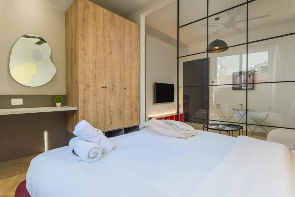 Gemmayzeh Apartment | Paris 1BR Gemmayze